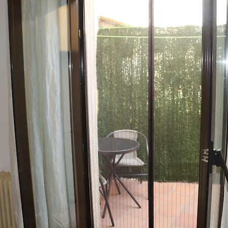 Montichel, Parking Gratuito Appartamento Toledo