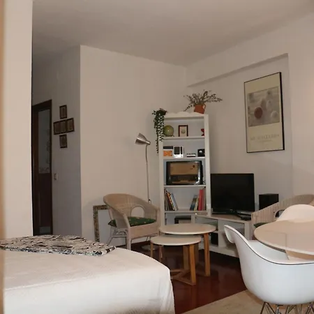 Daire Montichel, Parking Gratuito Toledo